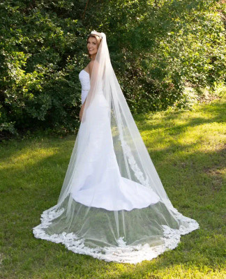 Heavily Beaded Lace Scallop Royal Cathedral Wedding Veil CF931