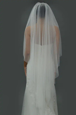 Cascade Cut Semi-Waltz Wedding Veil with Cut Edge E1627 Cascade Cut Semi-Waltz Wedding Veil with Cut Edge E1627