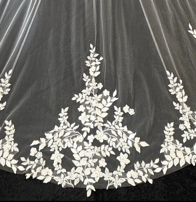 Extra Wide Royal Cathedral Wedding Veil with Leafy Lace CF952