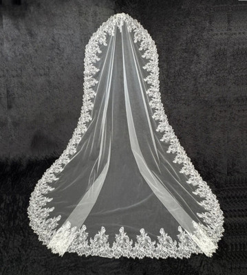 Chantilly Lace Mantilla Royal Cathedral Wedding Veil C646