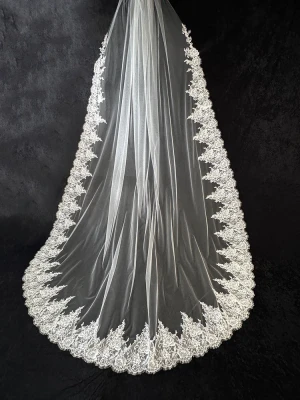 Royal Cathedral Wedding Veil with Chantilly Lace C637 