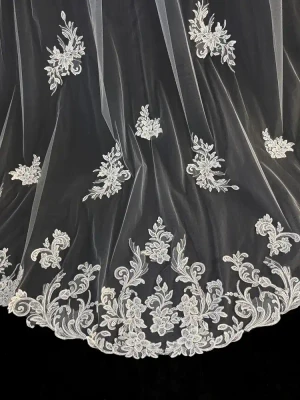 Royal Cathedral Wedding Veil with Lace Appliques CF950