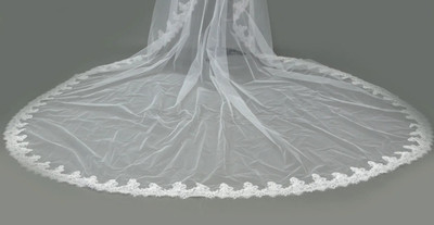  Chantilly Lace Mantilla Royal Cathedral Wedding Veil Elena E1643