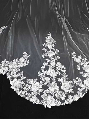 Royal Cathedral Wedding Veil with Beaded Lace CF960