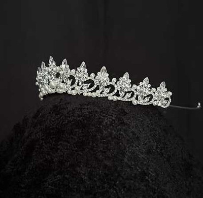 Princess Style Pearl and Marquise Rhinestone Wedding Tiara