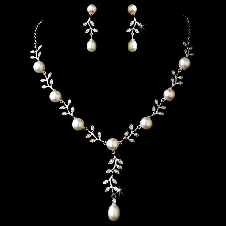 Elegant Pearl and Rhinestone Wedding Jewelry Set