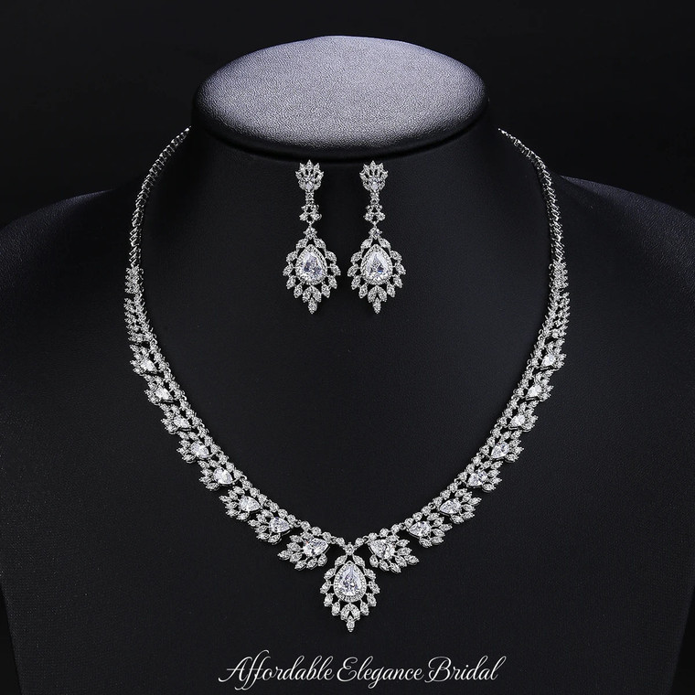 5A CZ Platinum Plated Wedding and Formal Jewelry Set ne10640