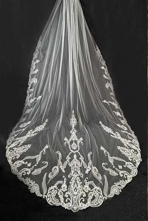 Exquisite Scroll Lace Regal Cathedral Wedding Veil CF934 - Sale!
