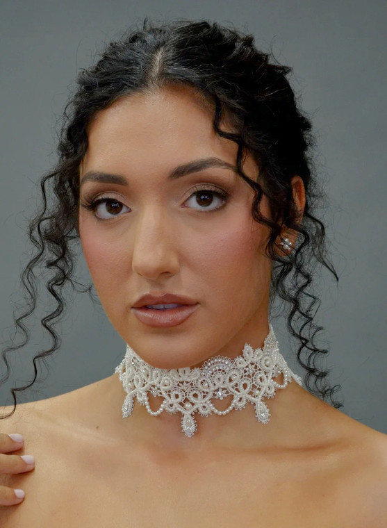 Beaded Pearl and Crystal Lace Choker and Earring Bridal Jewelry Set Beaded Pearl and Crystal Lace Choker and Earring Bridal Jewelry Set