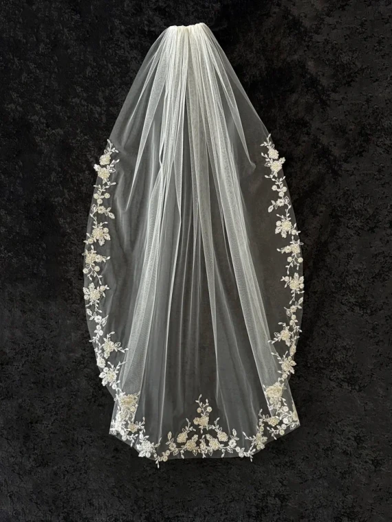  Beaded Silvery Lace Waltz Wedding Veil CF948