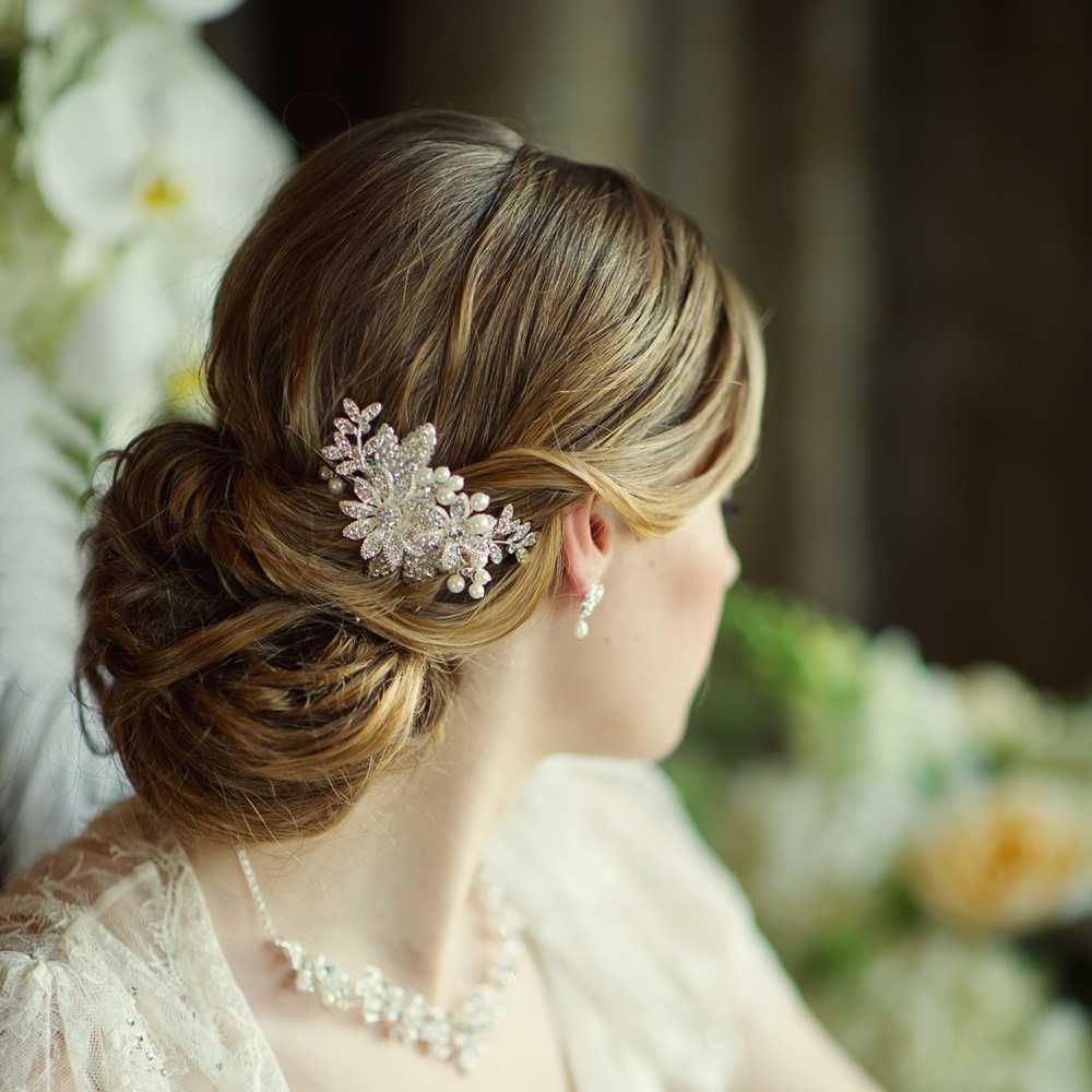 Ivory Pearl and Crystal Floral Wedding Hair Comb in Silver