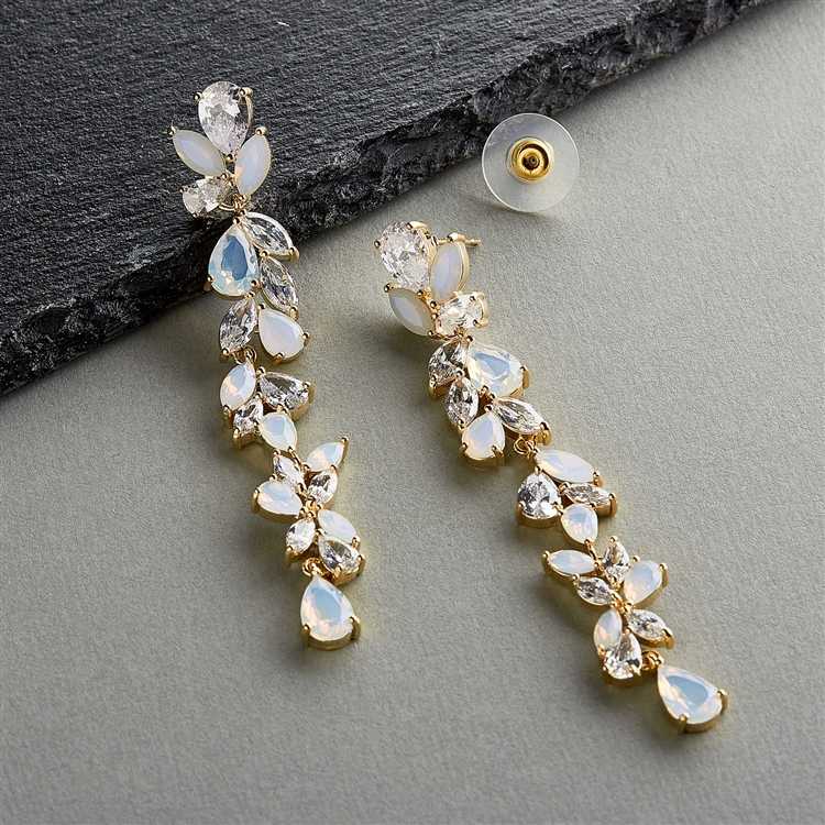 To Dangle Gold dangle earrings wedding 60 photos - Vianawedding.com