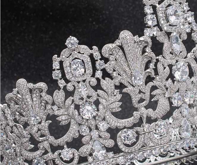 Tiara ラップドレス M ベージュ Luxembourg Replica Large 4