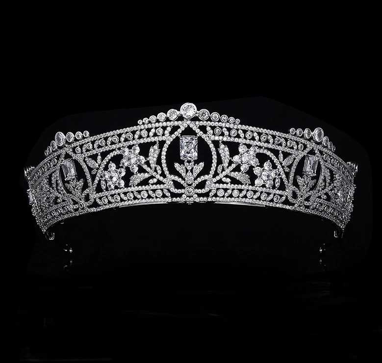 King &amp; Prince - 「Mr. 5. 」Dear Tiara盤　**菱形** Amazon.co.jp: King Prince Best Album Mr.5 Dear Tiara Edition