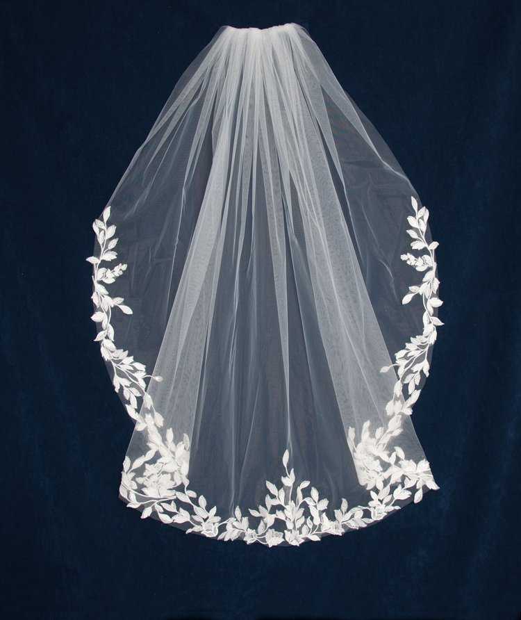 Sparkling Veil With Glitter Embroidered With Leaves Along the
