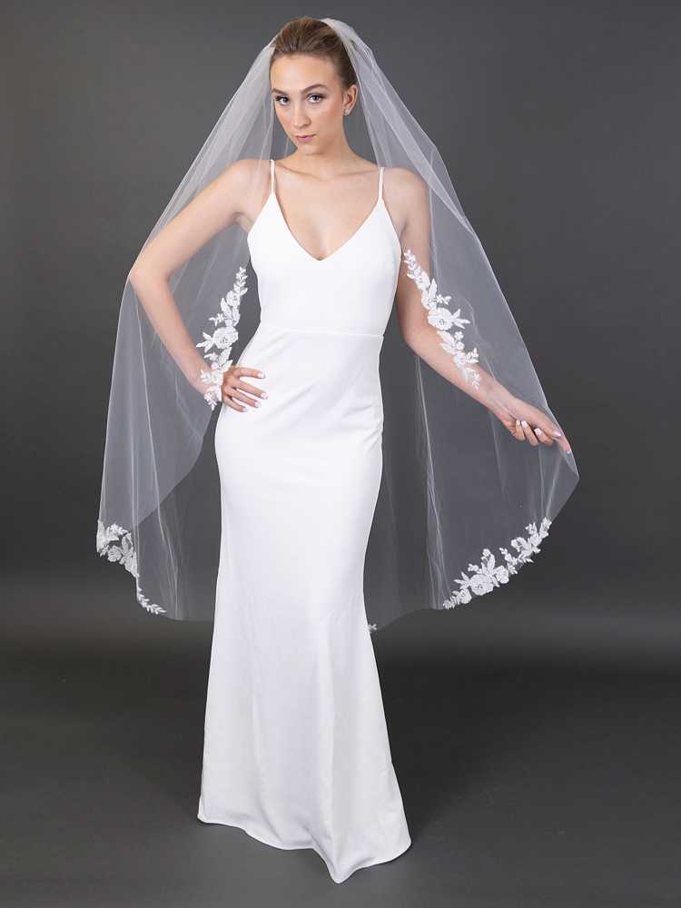 Waltz / Chapel / Cathedral wedding veil, bridal veil, wedding veil ivory,  wedding veil lace trim, beaded lace veil, beaded veil