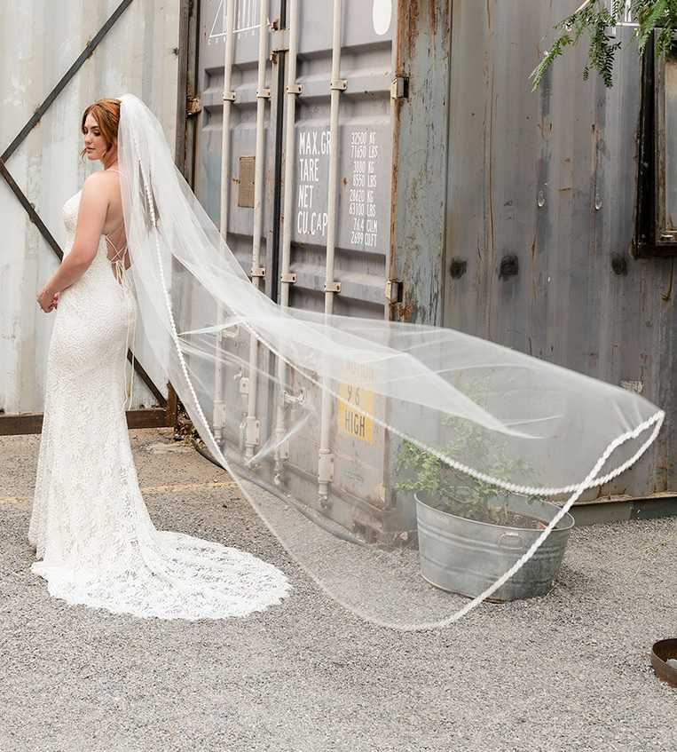 Wedding Bridal Veil With Lace, Wedding Cathedral Veil, Veil With Flower  Lace Appliqué, Floral Lace Veil, Wedding Veil With Flower Lace 