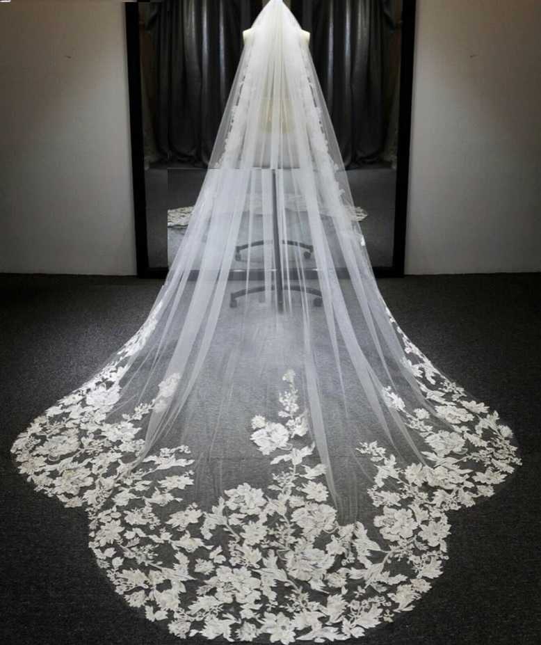 Royal Soft Tulle Wedding Veil with Lace Trimming