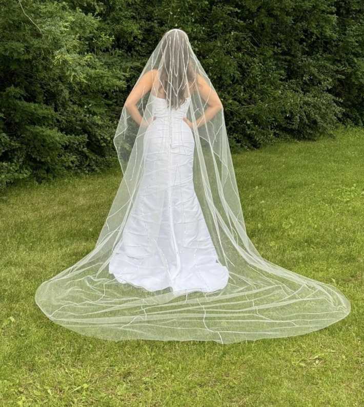 Royal Cathedral Wedding Veil with Sequin Line Motif