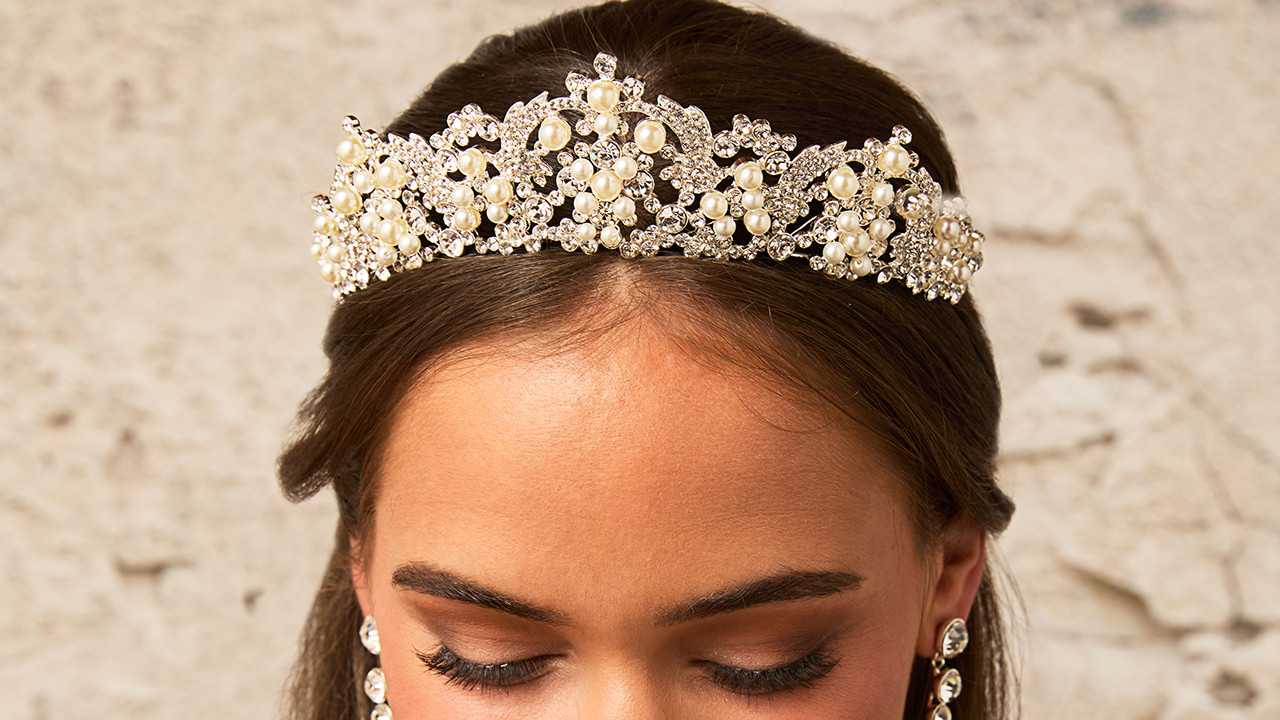 Regal Pearl and Rhinestone Scroll Wedding Tiara T2617