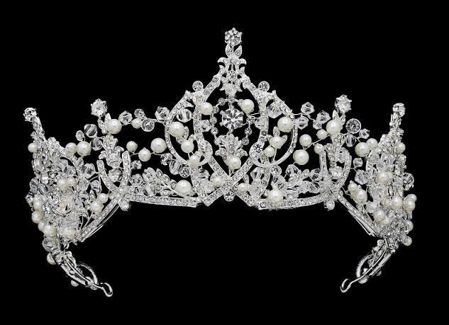 royal tiaras and crowns