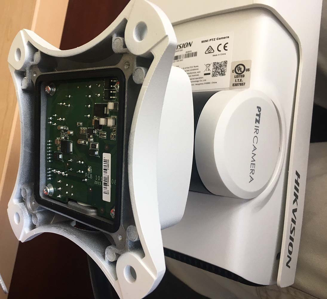Hikvision DS-2DY3220IW-DE Outdoor Bullet IP Camera