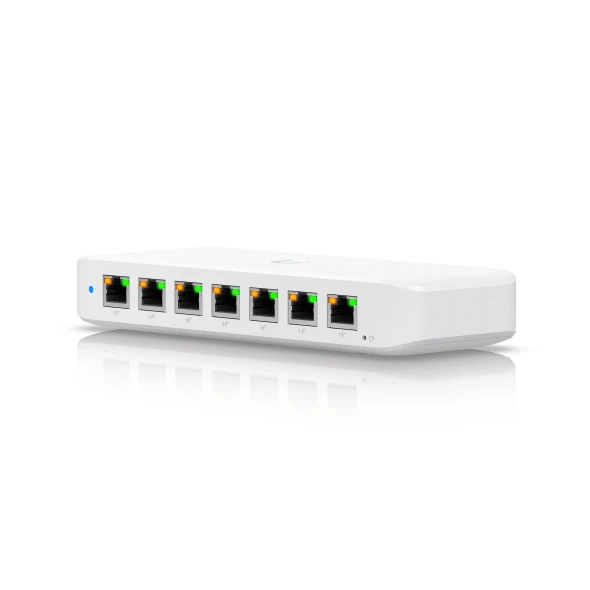 Ubiquiti USW-ULTRA-210W - A compact, Layer 2, 8-port GbE PoE switch with versatile mounting options. - 3