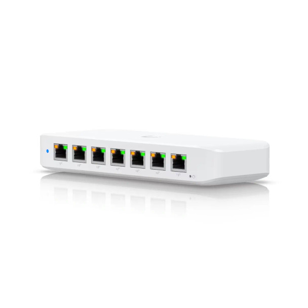Ubiquiti USW-ULTRA-60W Ultra 60W Compact 8-Port PoE+ Switch with PoE++ Input - 1 Ubiquiti USW-ULTRA-60W Ultra 60W Compact 8-Port PoE+ Switch with PoE++ Input - 1