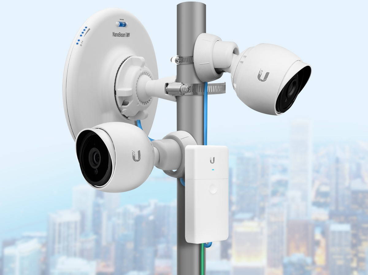 Ubiquiti N-SW 4-Port Outdoor PoE Passthrough Switch