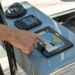  Raymarine Axiom+ 7" Multi-Function Display 