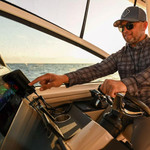  Raymarine Axiom+ 12" Multi-Function Display 