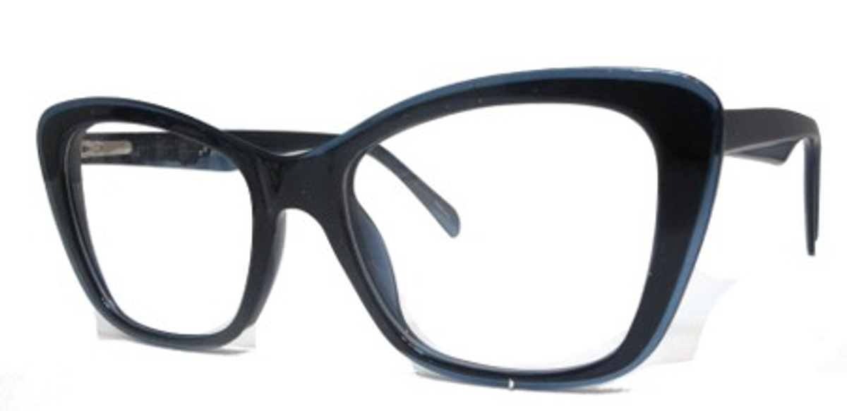 Large Cat Eye Reading Glasses - Strike A Pose