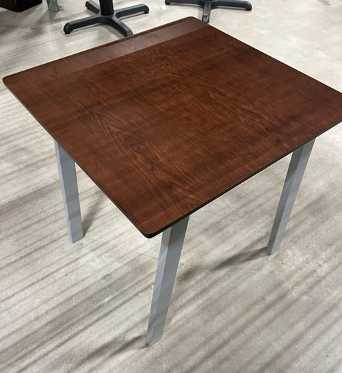 Lesro Newport end table Cocoa