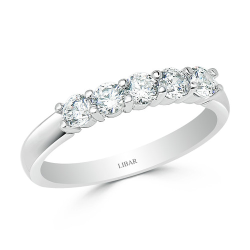 Five Stone Shared Claw Set Diamond Band