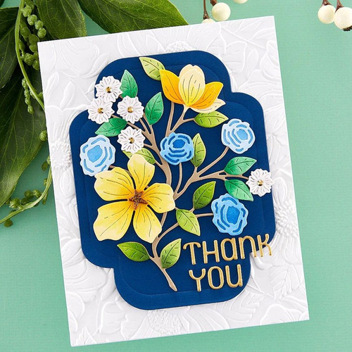 Spellbinders: Die Set, Four Petal Thank you