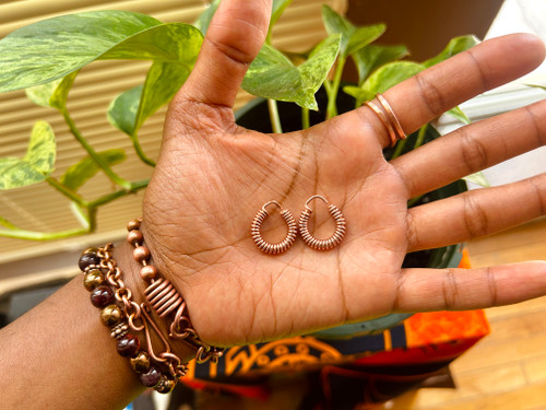 Mini Copper Hoops, Handmade Earrings. Hoop Earrings. Perfect for Everyday Wear. Lightweight, PURE COPPER. Copper Coil, Great Energy.