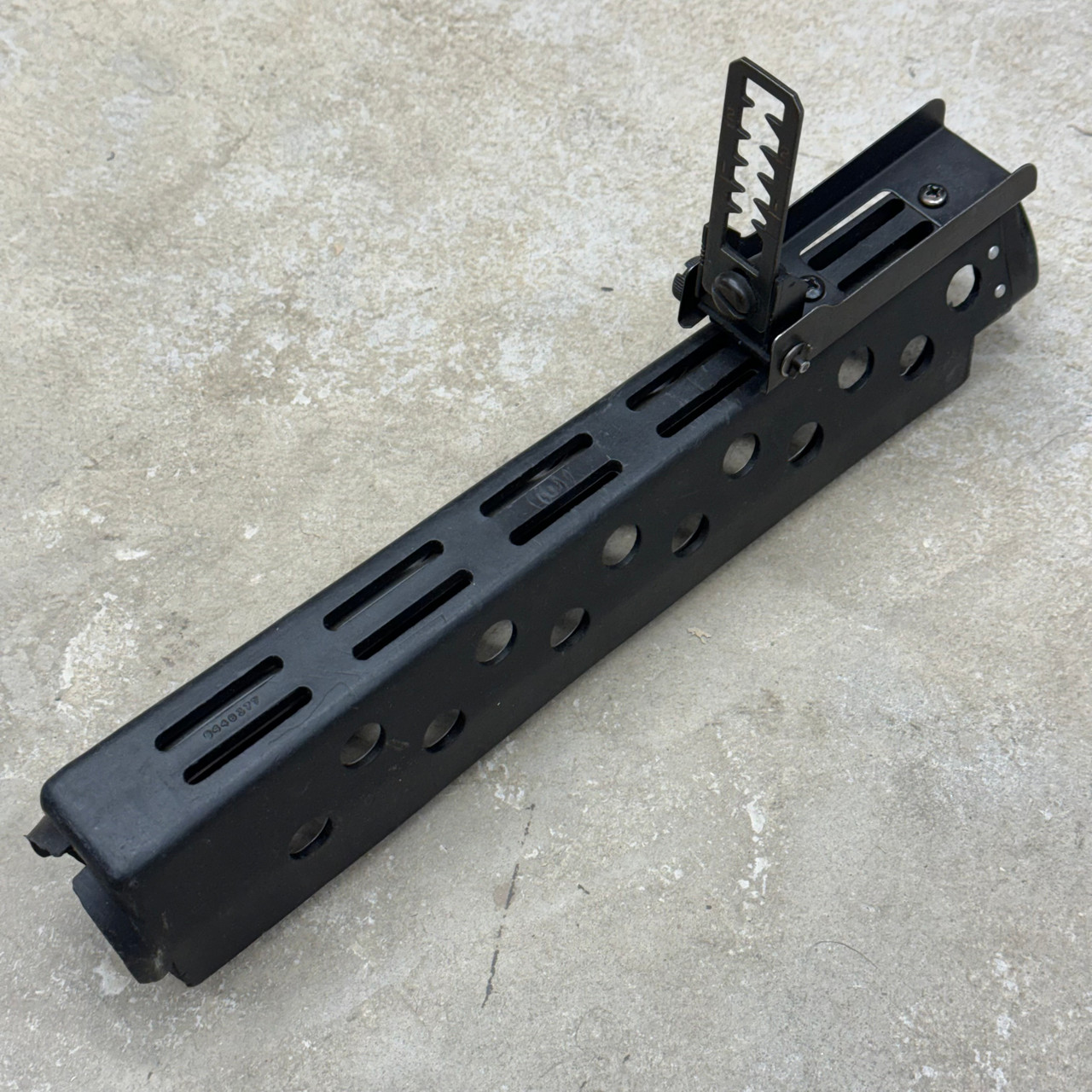 Surplus M203 Grenade Launcher Handguard 40mm With Leaf Sight