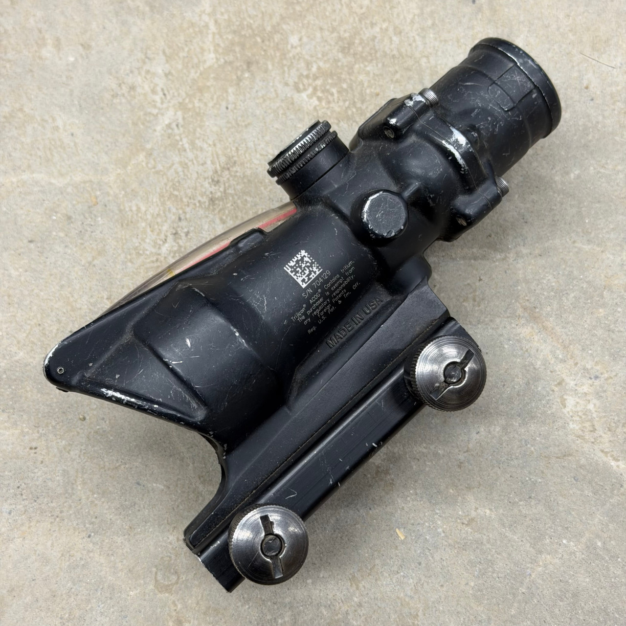 米軍放出品実物 Trijicn ACOGピカニティーレイルアダプター中古品1 Surplus Trijicon ACOG 4x32 BAC Riflescope 5.56 BDC