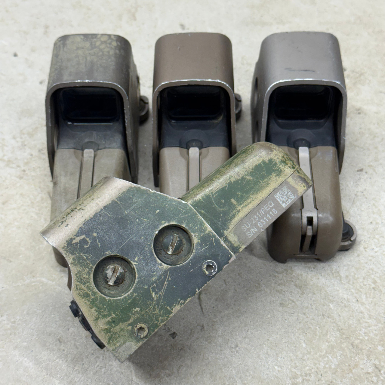 Surplus EOtech SU-231/PEQ Holographic Weapon Sight 553