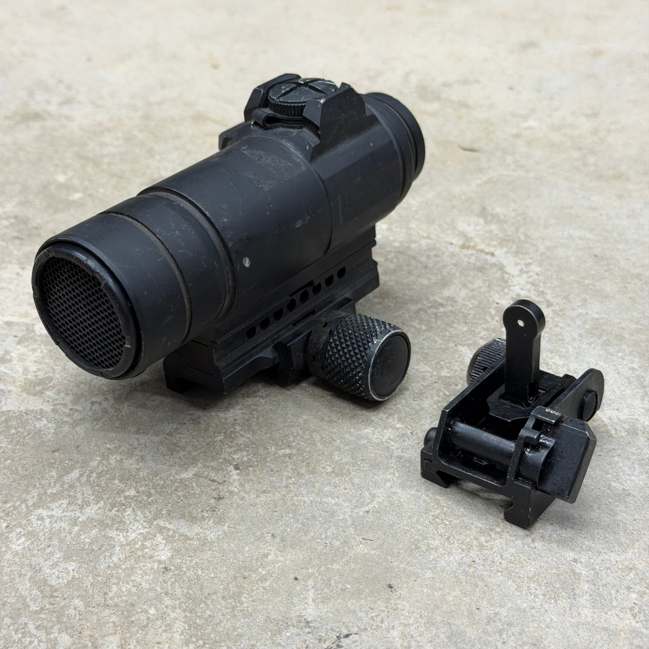 実物 aimpoint compM4 純正マウント付 Surplus Aimpoint Comp M4S & Matech BUIS COMBO