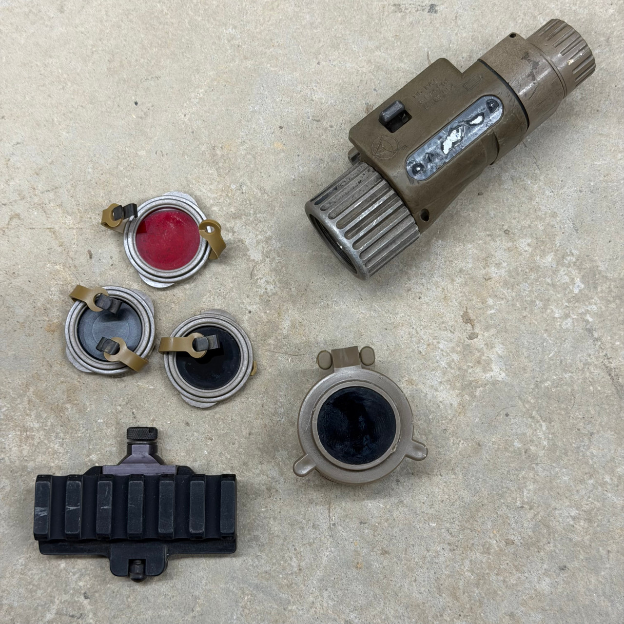 Surplus Insight M3X Tactical Illuminator Kit FDE (SU-233/PVS)