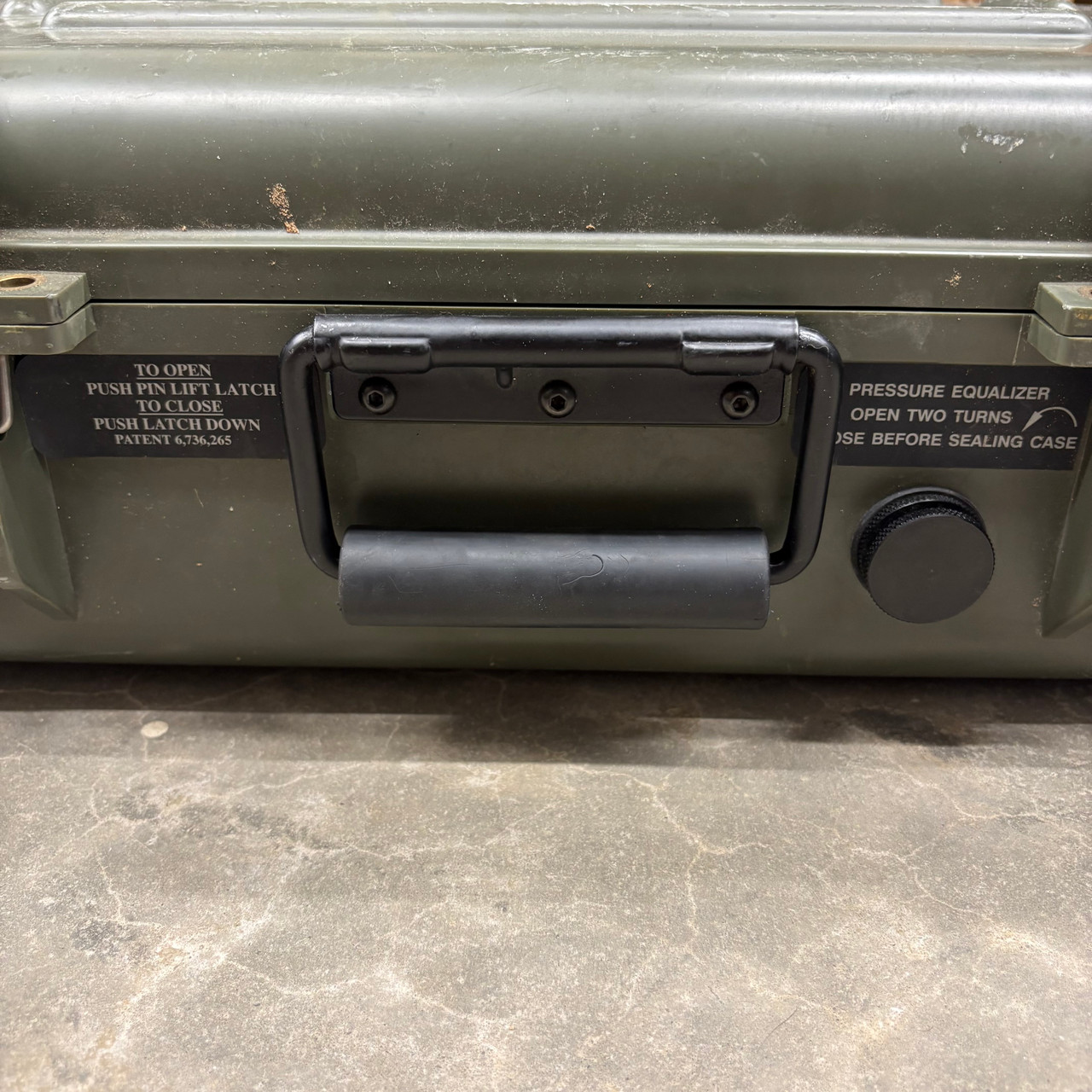 Surplus Military AN/PVS-7B Night Vision Goggles Lockable Carrying Case