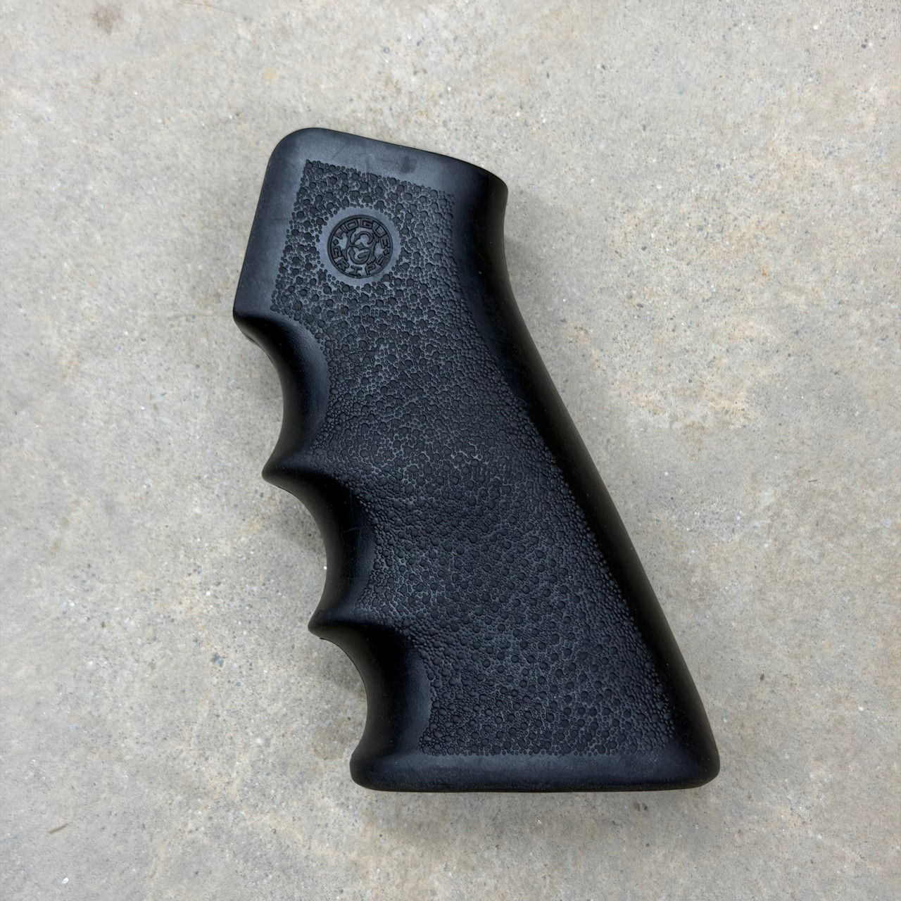 Surplus First Gen Hogue AR-15 Pistol Gri[