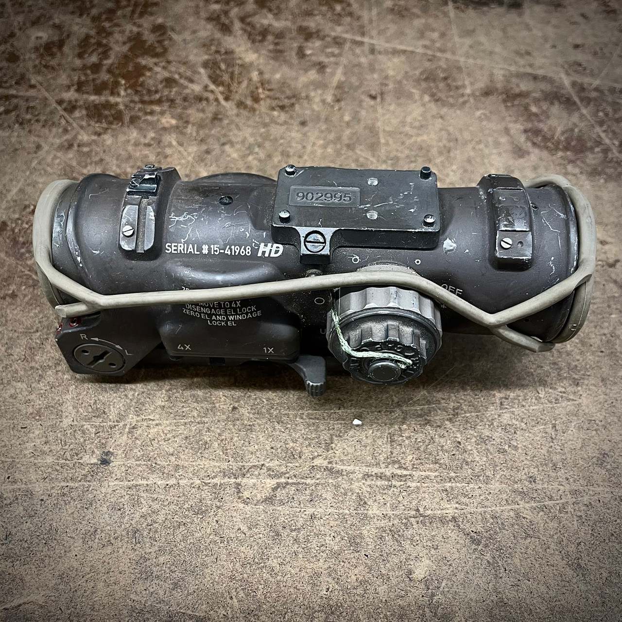 Damaged Surplus Elcan SU-230/PVS Specter DR 1-4x 5.56 Sight