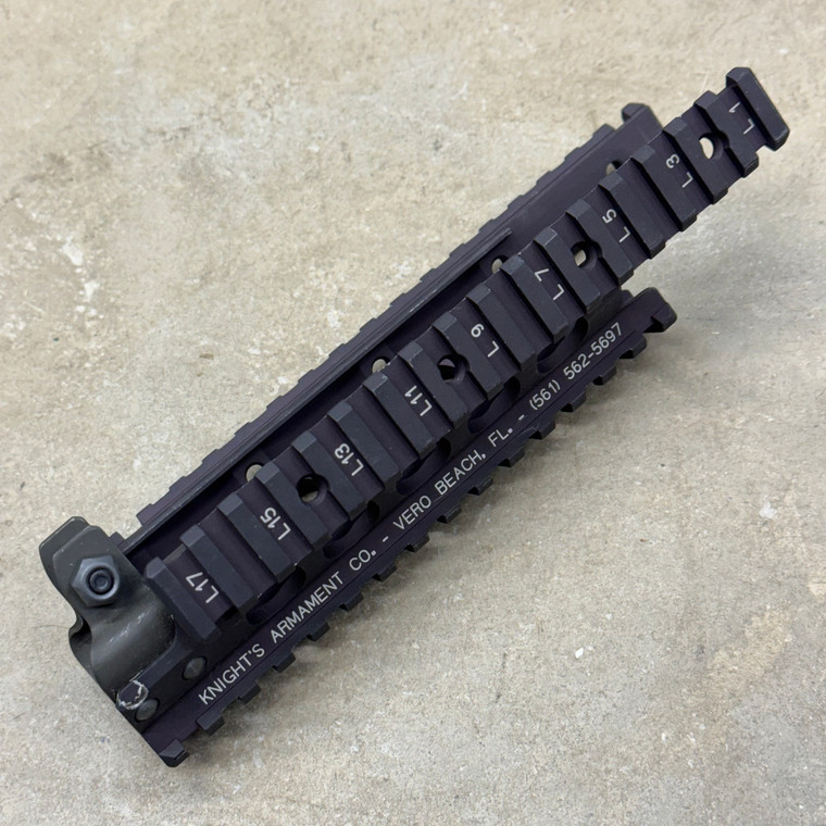 Knights KNIGHT'S ARMAMENT CO.-VERO BEACH，FL-(591)592 5967 M4 CQB