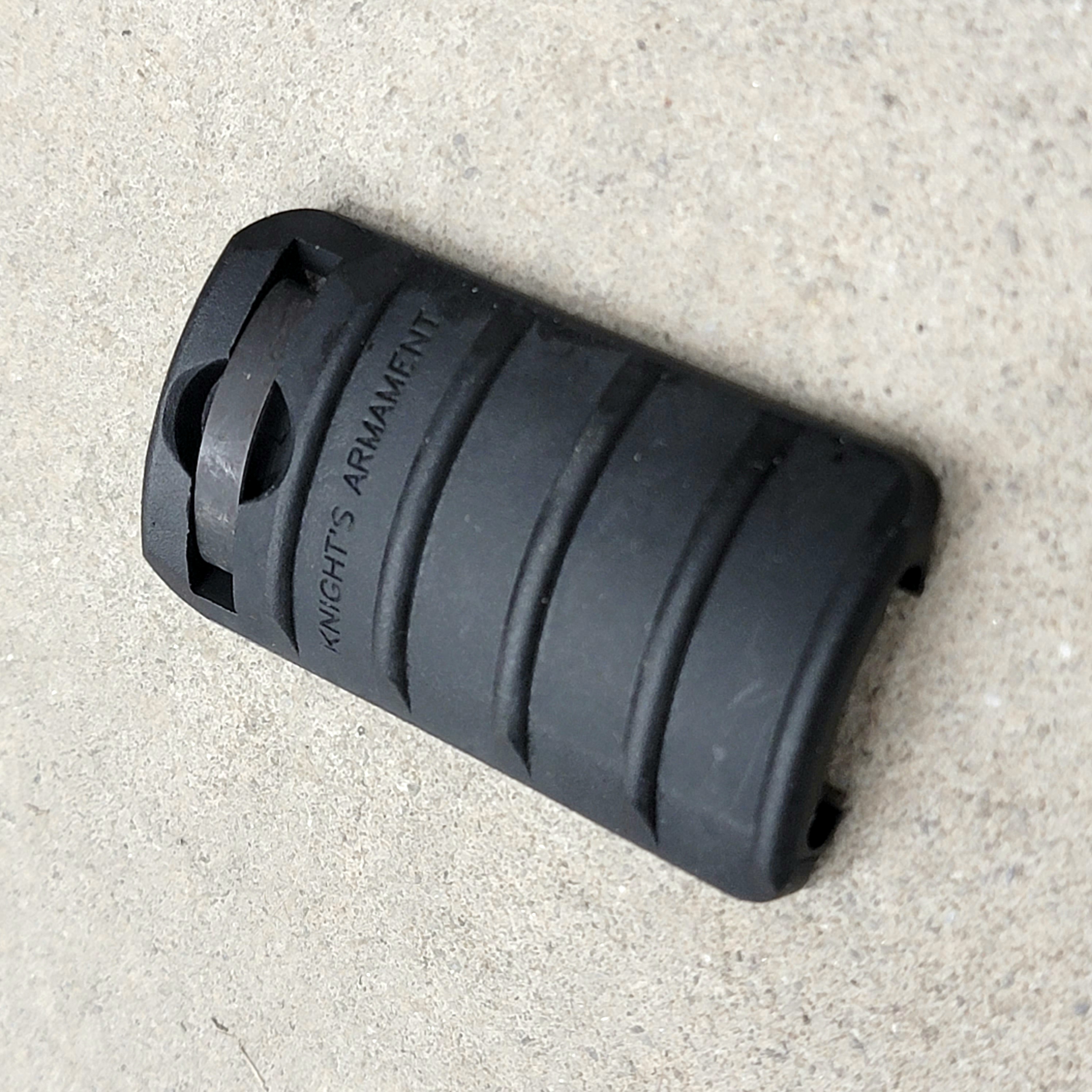 Knights Armament Company Vero Beach 6 Rib Rail Cover