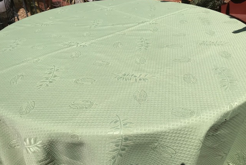 110" Round tablecloth, no seams