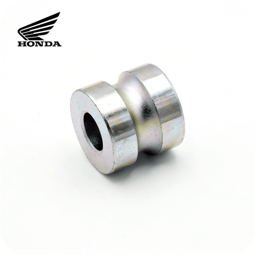 GENUINE HONDA COLLAR, L. RR. WHEEL SIDE (42311-K26-900)