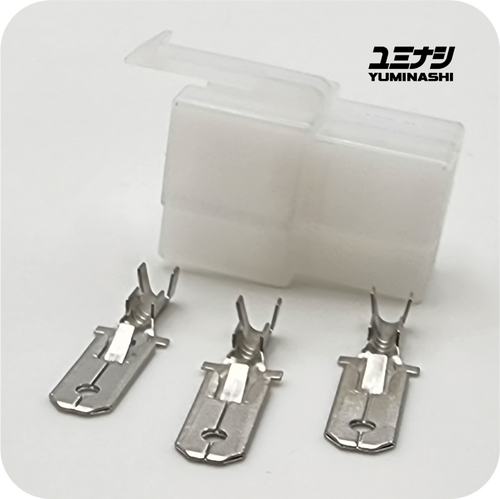 YUMINASHI 3-PIN MALE CONNECTOR (CBR250/300R ETC... STATOR CONNECTOR) (31120-KYJ-03M)