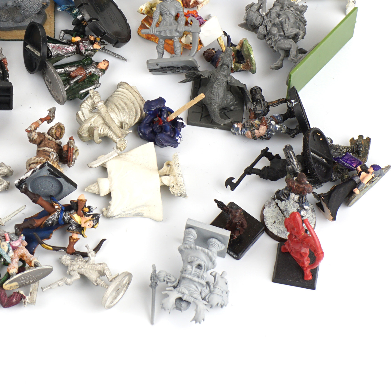 Warhammer Fantasy / 40k / D&D Bits & Minis Lot - Pre-owned 06